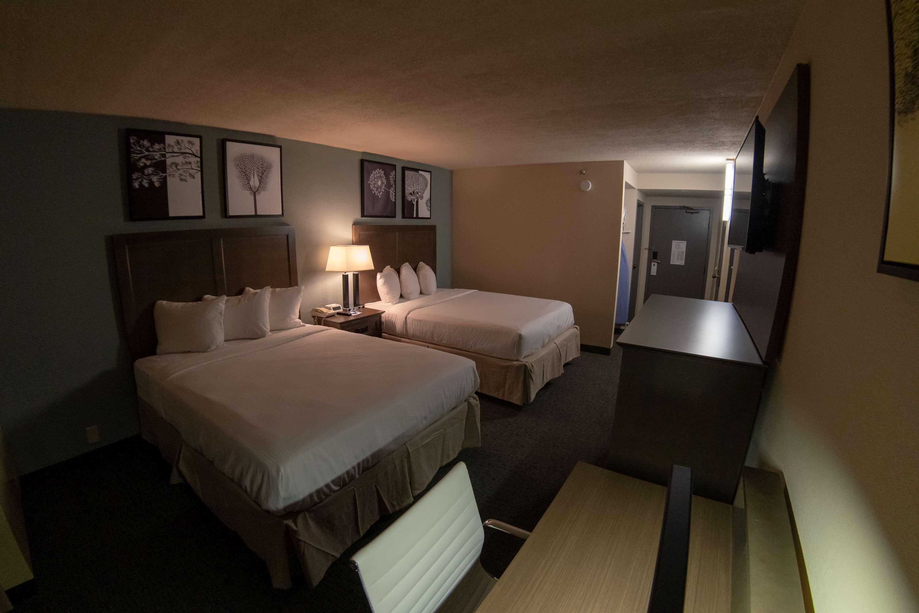 Baymont By Wyndham Shakopee Hotel Buitenkant foto