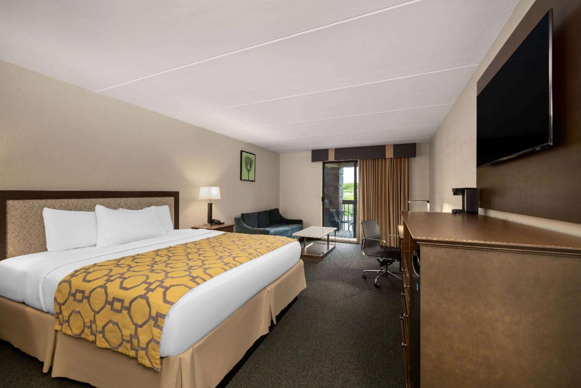 Baymont By Wyndham Shakopee Hotel Buitenkant foto